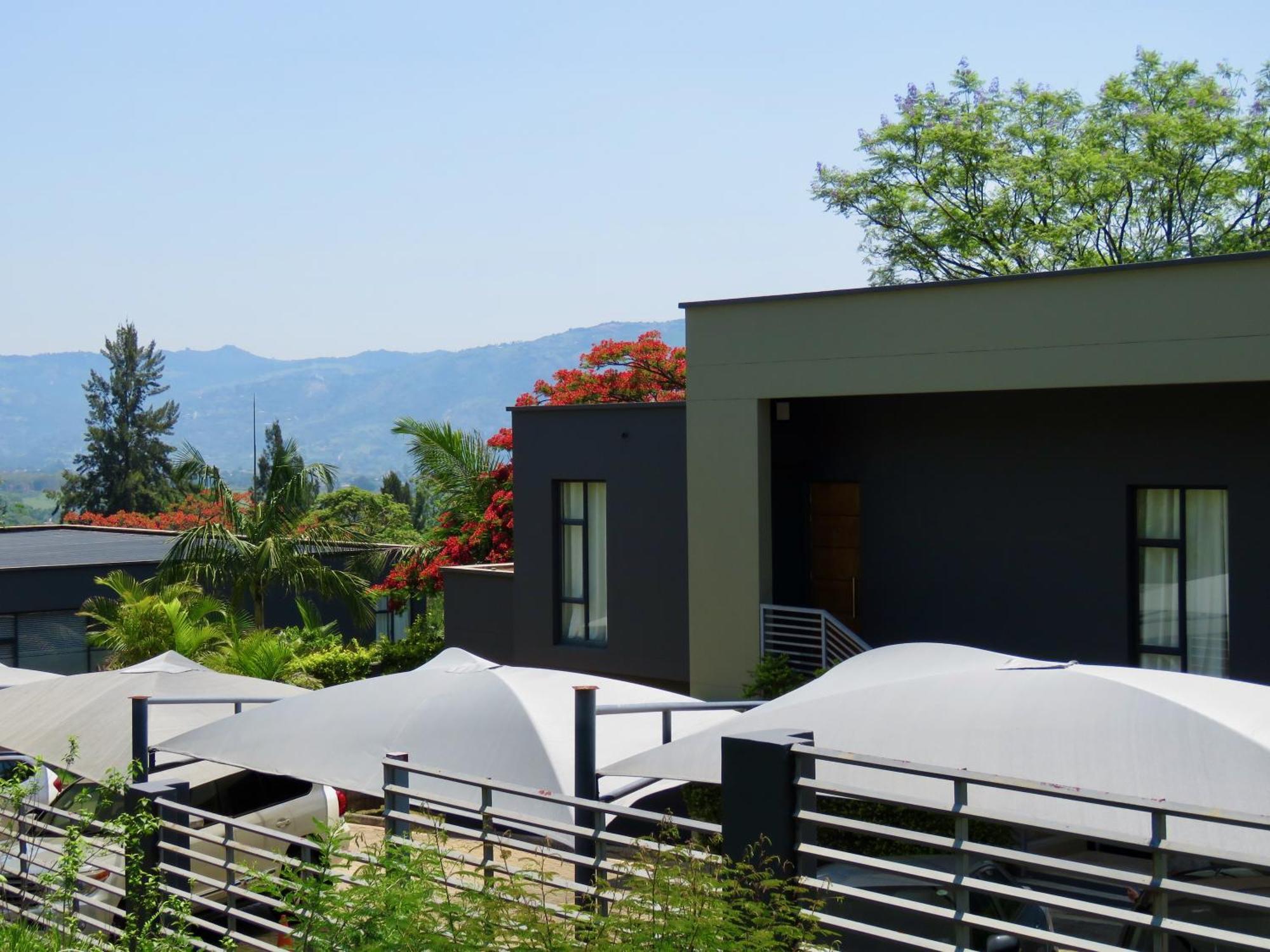 The Executive - Exclusive Self-Catering Apartments - Ezulwini Ngoại thất bức ảnh