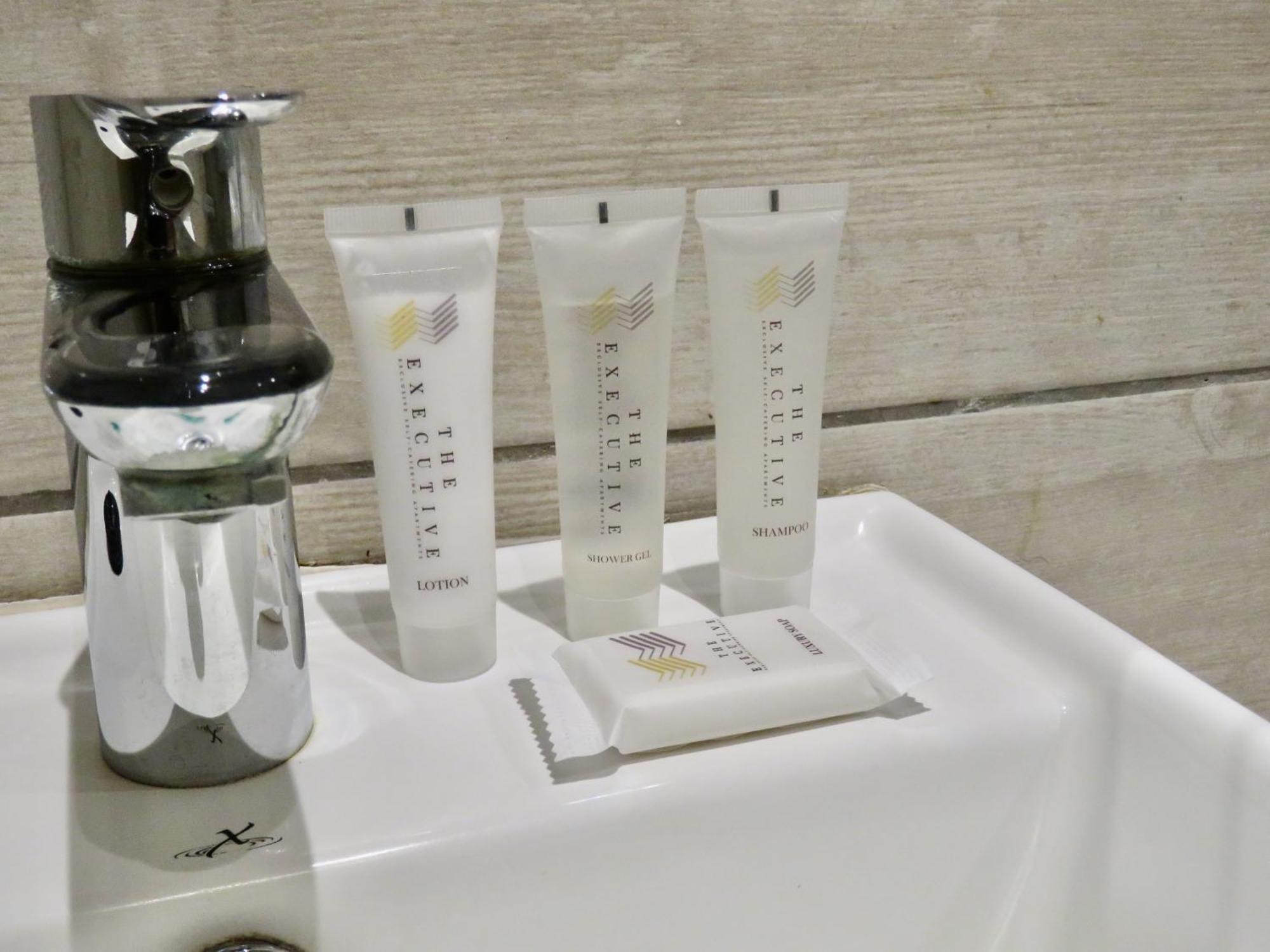The Executive - Exclusive Self-Catering Apartments - Ezulwini Ngoại thất bức ảnh