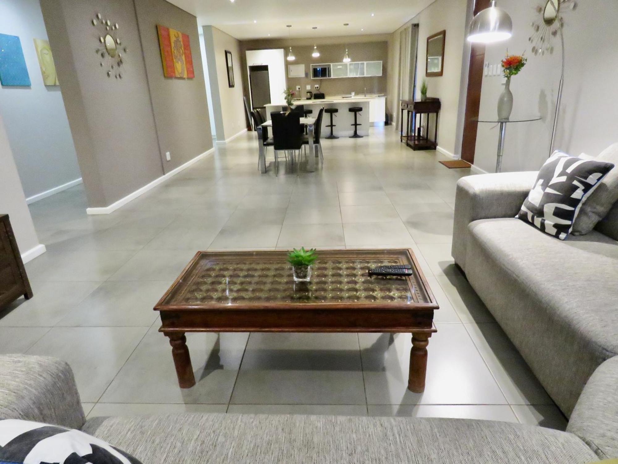 The Executive - Exclusive Self-Catering Apartments - Ezulwini Ngoại thất bức ảnh