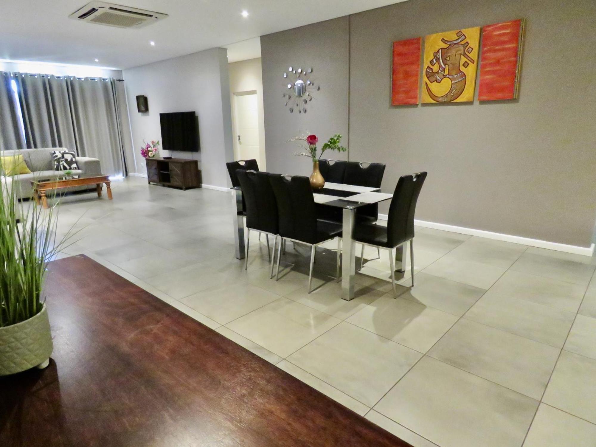 The Executive - Exclusive Self-Catering Apartments - Ezulwini Ngoại thất bức ảnh
