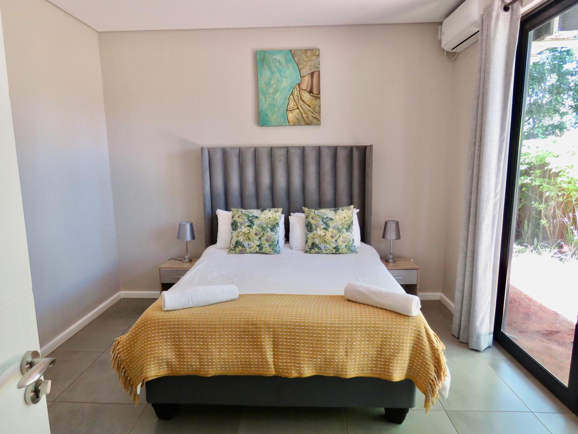 The Executive - Exclusive Self-Catering Apartments - Ezulwini Ngoại thất bức ảnh